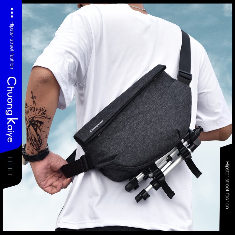 Túi đeo chéo nam đa năng cao cấp.