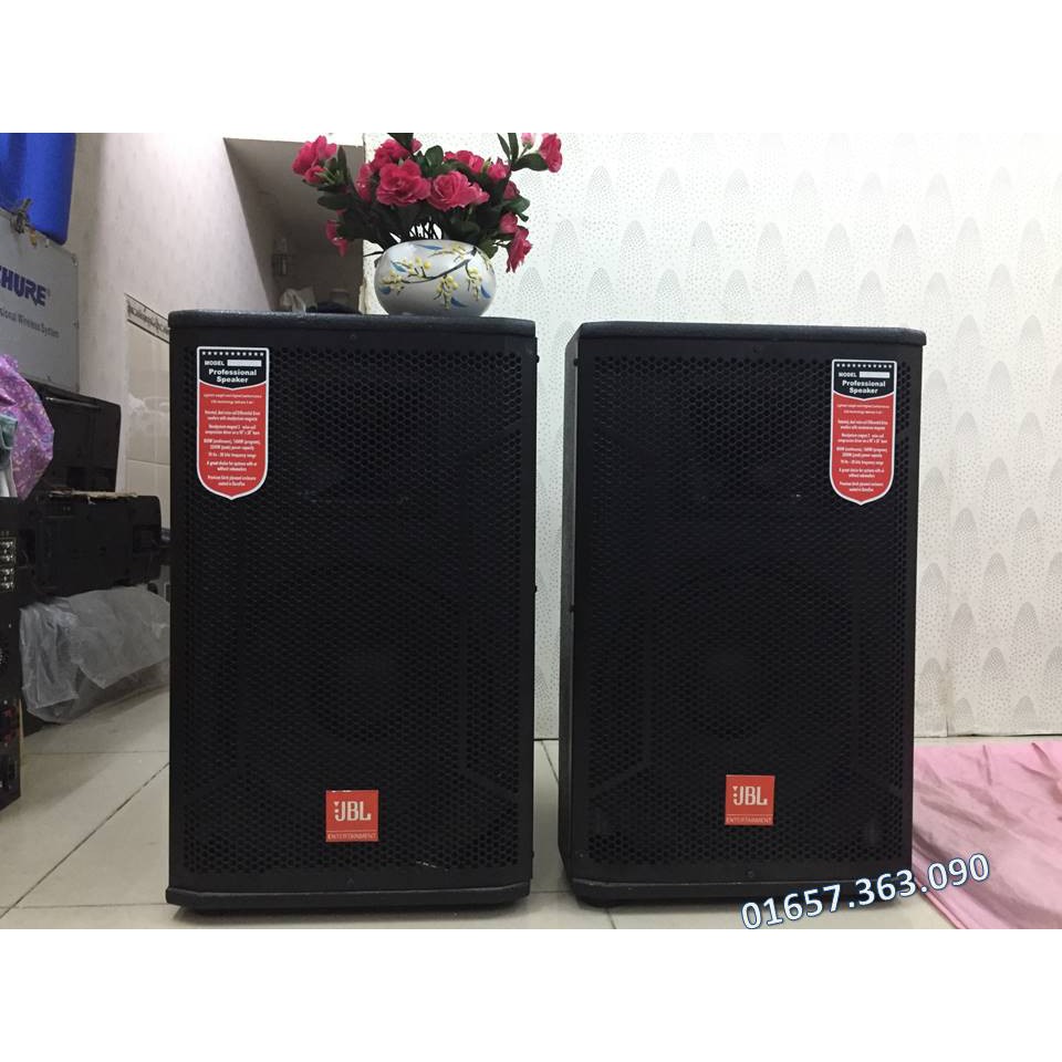 Cặp Loa thùng sơn JBL chơi nhạc ngoài trời