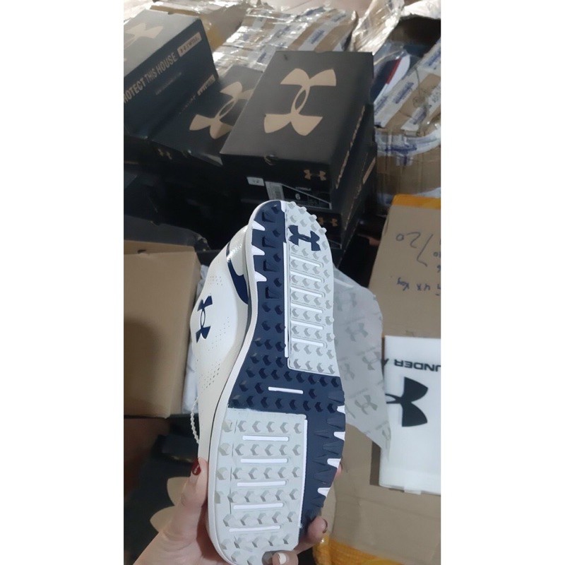 Giày Golf Under Armour cao cấp