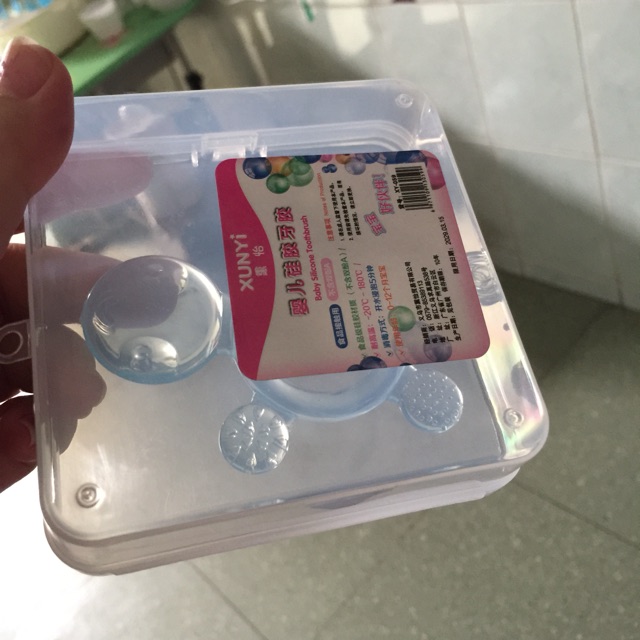 Gặm nướu con rùa