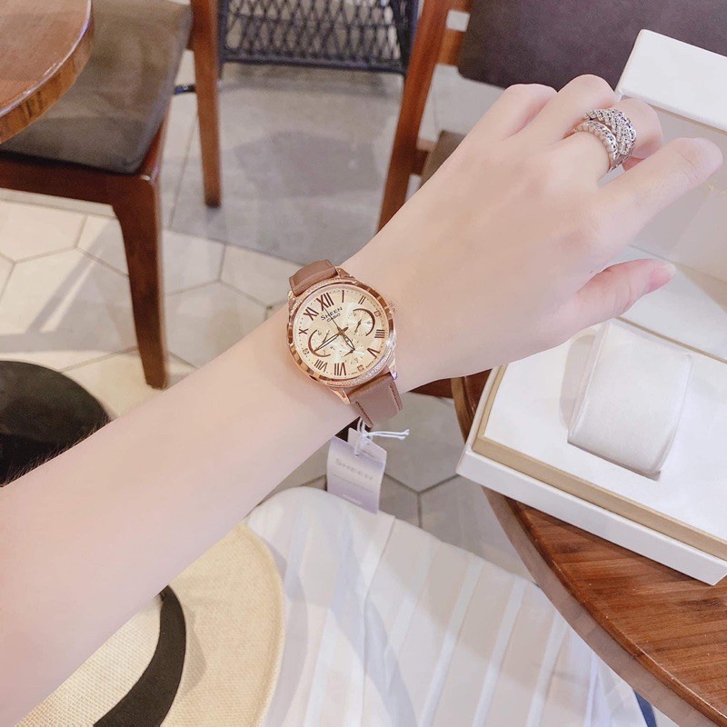 đồng hồ nữ Casio .