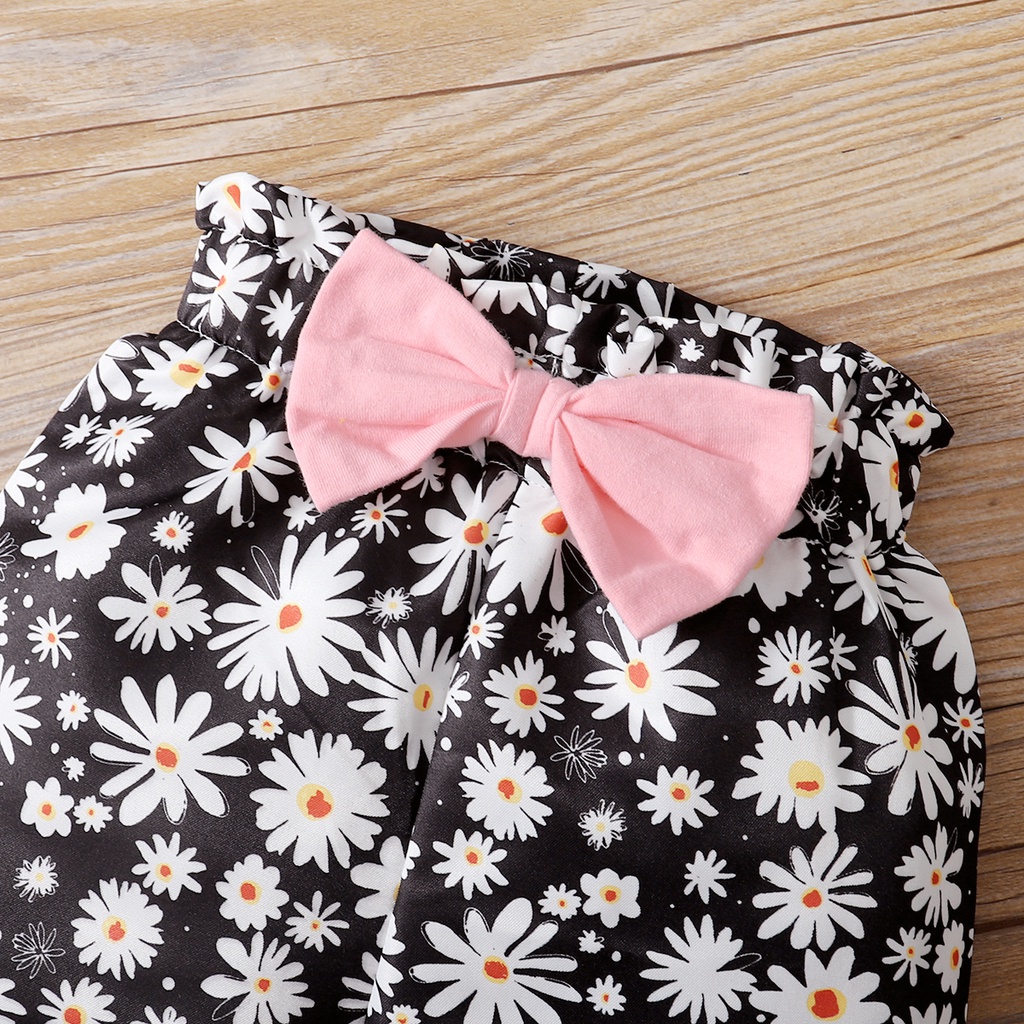 Bộ đồ Mikrdoo áo liền quần màu hồng tay dài hoạ tiết chữ và quần hoa xinh xắn cho bé yêu