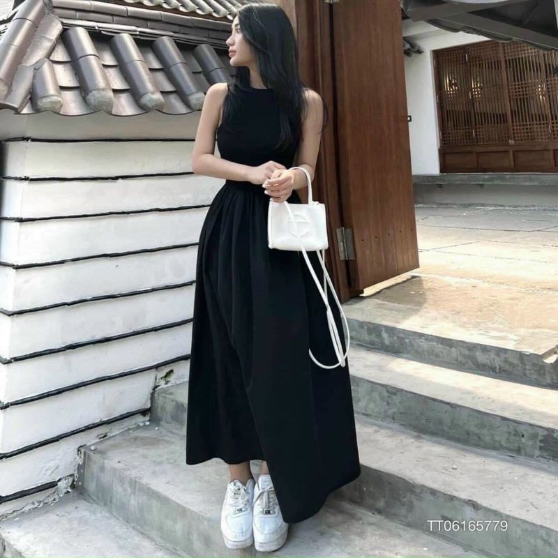 ĐẦM ĐEN XÒE SÁT NÁCH CHẤT THUN PHỐI LỤA