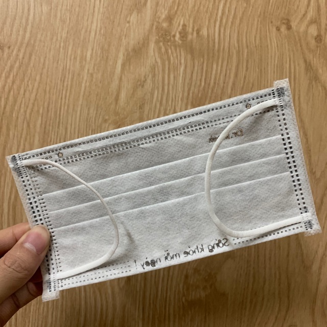 Khau trang y te 4 lop than hoat tinh | BigBuy360 - bigbuy360.vn