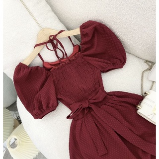 Đầm nữ đỏ mini cổ yếm khoét vai nơ lưng