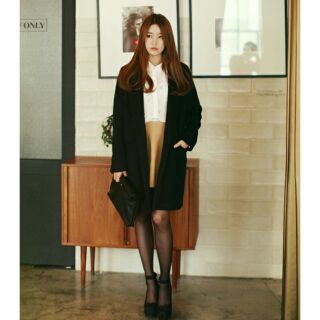 Áo dạ dài màu đen hàn quốc