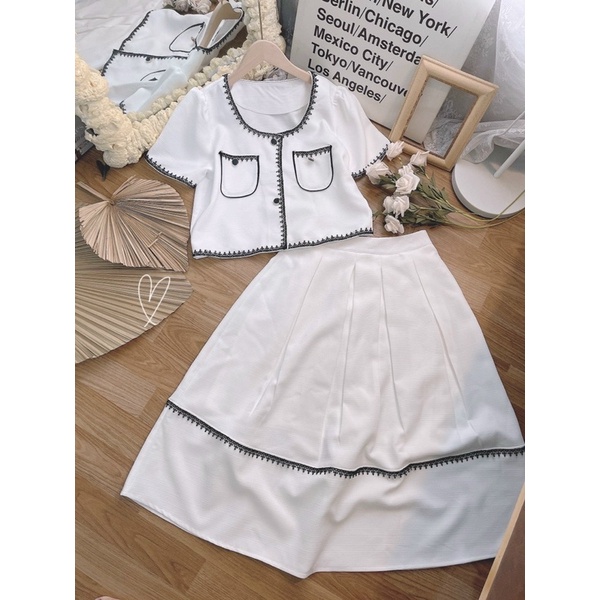 Set áo crop cv midi viền ren