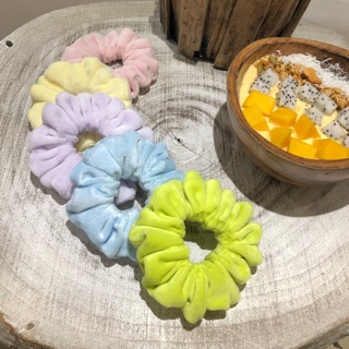 Buộc tóc nhung lông tone màu pastel ☁️ Scrunchies