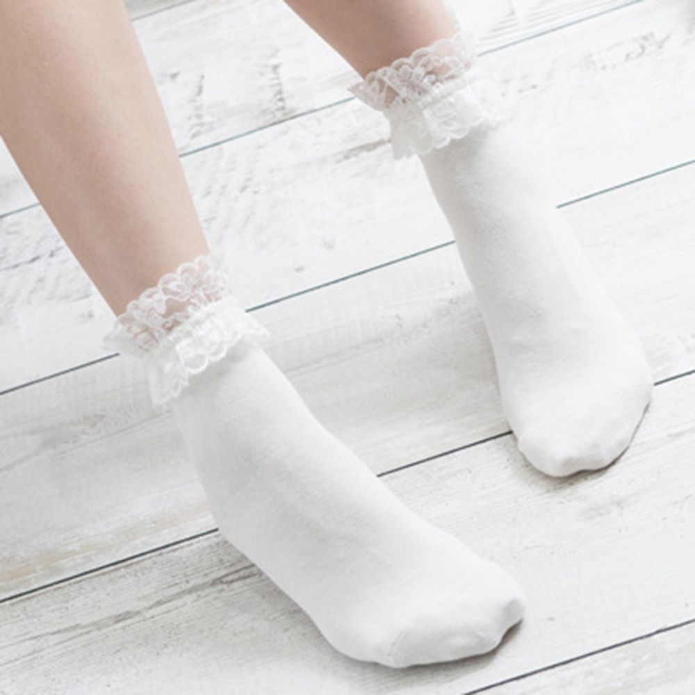 Tất cotton viền ren màu trơn