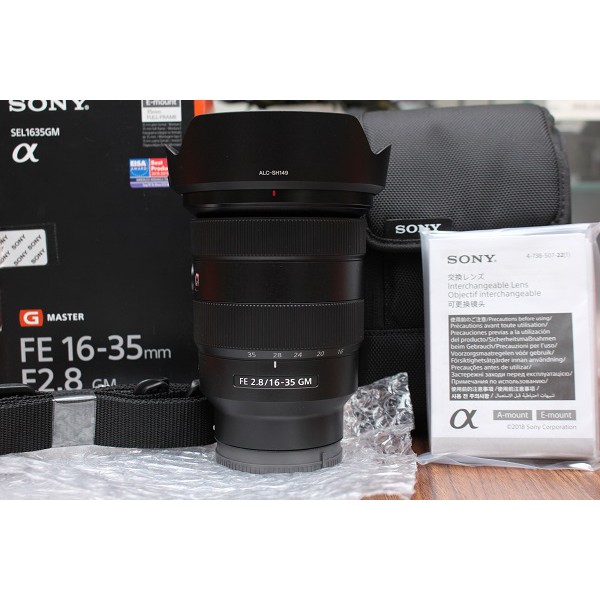 Ống kính Sony FE 16-35mm f/2.8 GM, đẹp 99%