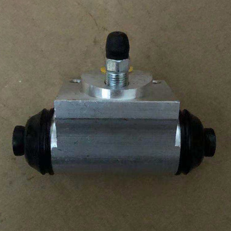 Phanh Xi Lanh Sau Cho Toyota Hilux FORTUNER VIGO REVO 47550-09070