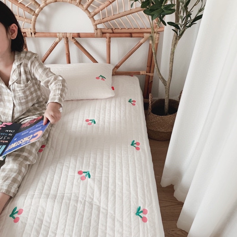 Thảm trải nệm cũi 100% cotton, thảm gấu bảo vệ nệm cho bé