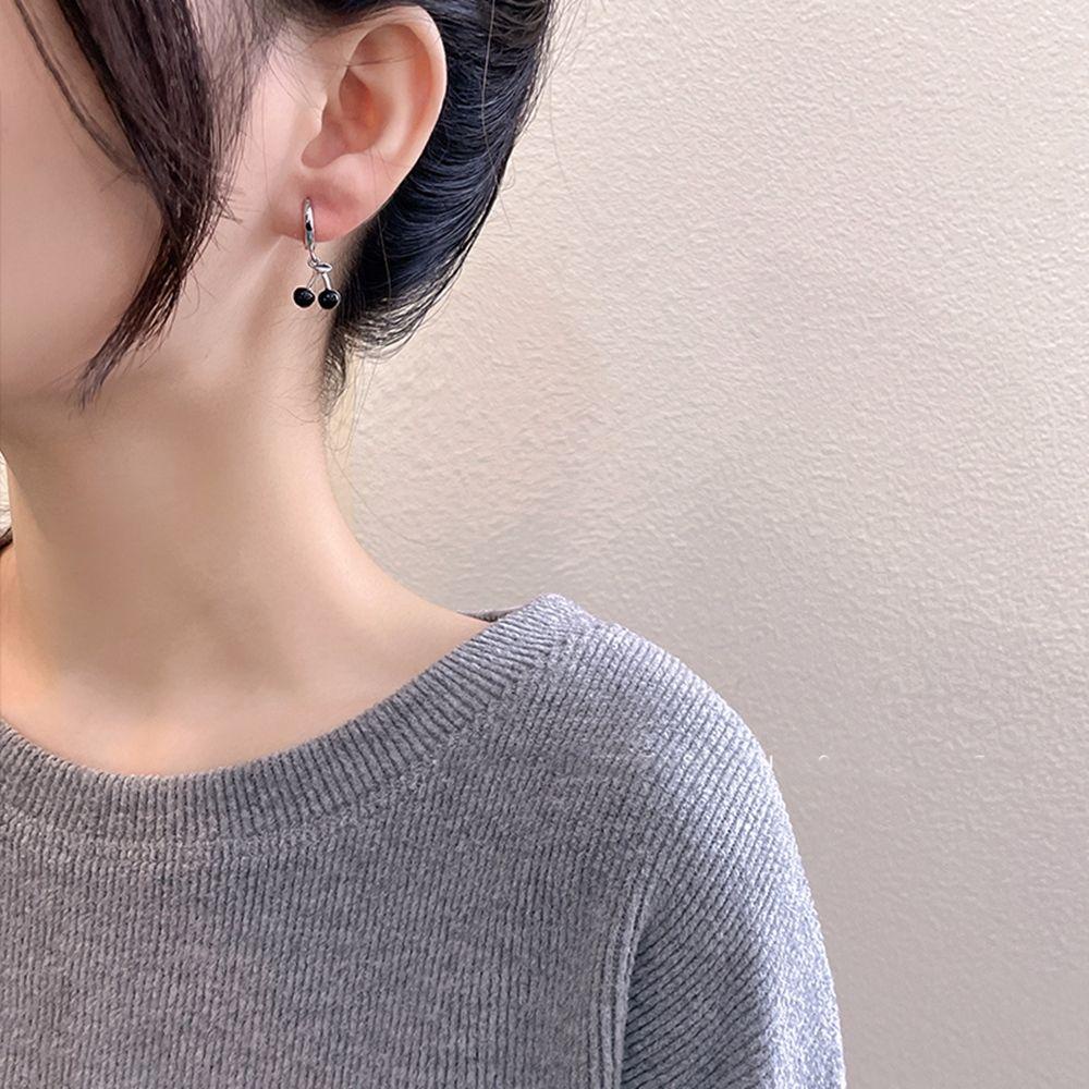 Khuyên Tai Hình Quả Cherry Phối Dây Xích Tua Rua Đơn Giản Cá Tính Cho Nữ