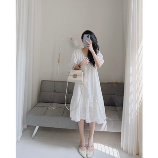 Váy dài đuôi cá hoa dập Samhyewear