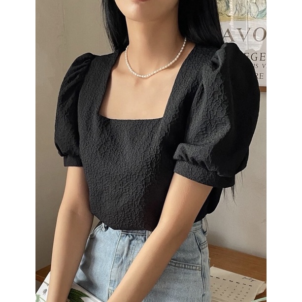 Áo sơ mi nữ tay phồng cổ vuông chất liệu mềm mát dễ thương