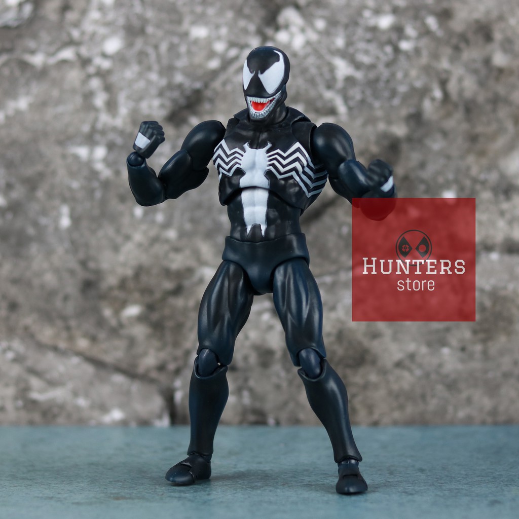 Mô hình Venom Mafex The Amazing Spider Man Comic Ver
