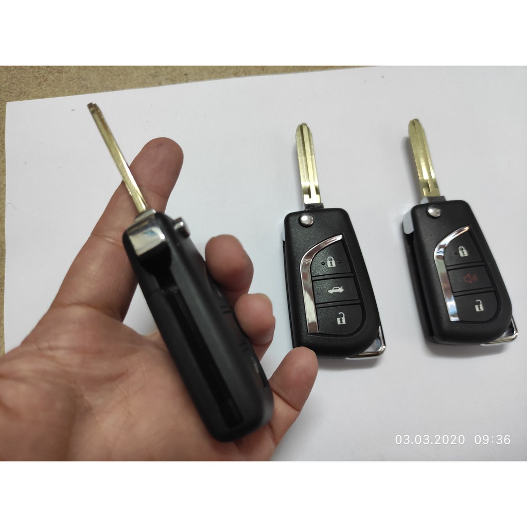 Chìa khóa thay thế dành cho xe Vios/Yaris đời 2014 2015 2016 2017 2018, tặng kèm pin dự phòng