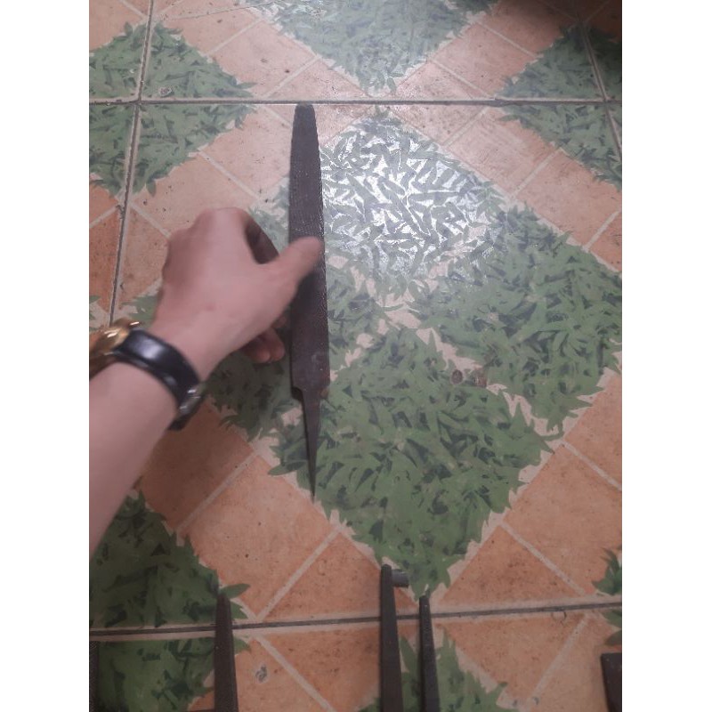 Giũa bãi nhật  tô vít còn mới.giũa tam giáâăwtq