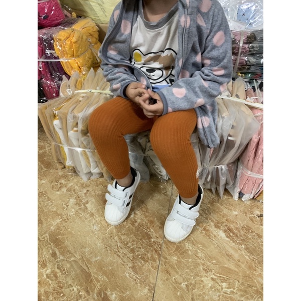 Giày thể thao sọc đen bé trai/bé gái (21-25)