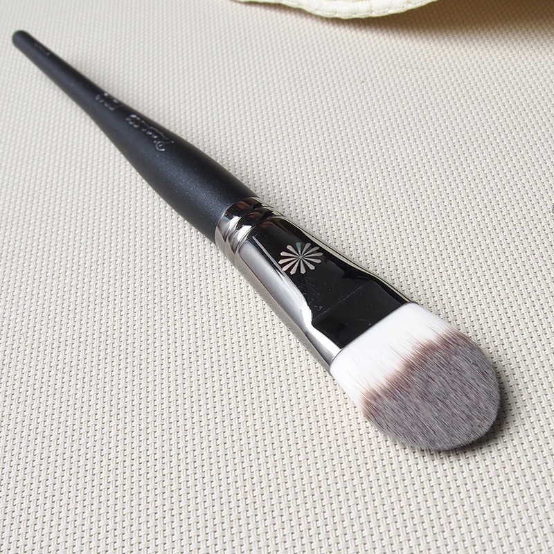 Cọ Tán Kem Nền Picasso FB18 - Picasso Foundation Brush
