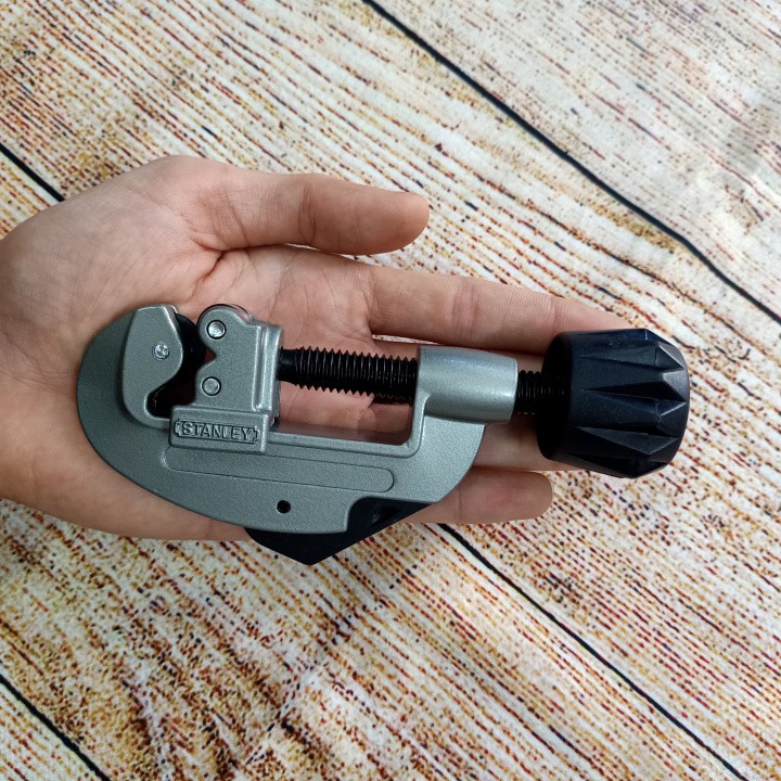 Dao cắt ống đồng Stanley 93-020