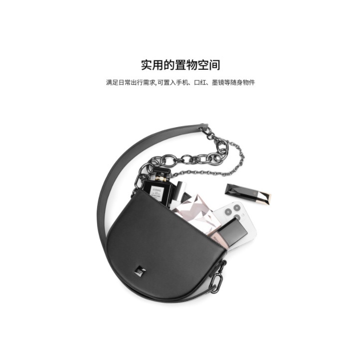 Túi Xách Đeo Vai Hình Bán Nguyệt Phối Dây Xích Phong Cách Thời Trang Hàn Quốc 2022 Dành Cho Nữ