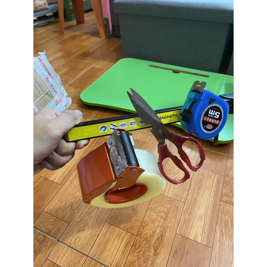 Thanh nam châm treo dụng cụ gắn tường dài 35 đến 65cm