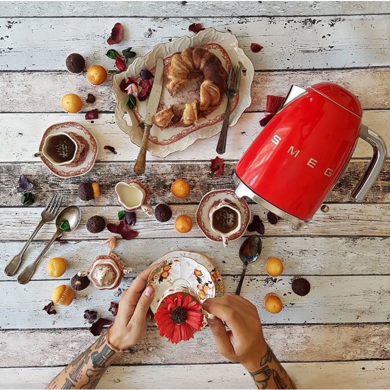 Ấm Siêu Tốc Smeg KLF04RDEU Red