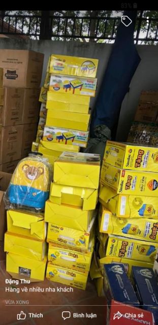 Balo kéo tặng kèm gối kê cổ