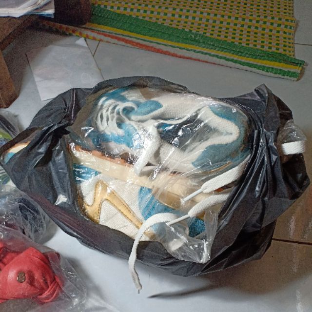 Giầy si gửi Si Chuẩn 200k
