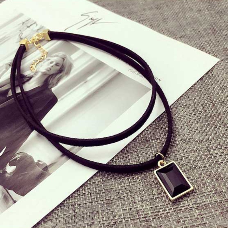 Vòng Cổ Dây Da Nhiều Lớp Đính Đá Thời Trang Hàn Quốc Cổ Điển