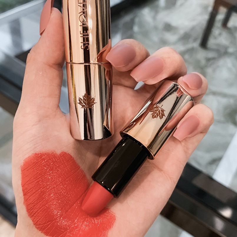 Son thỏi lì Sheloves Gold Maple Leaf Fog Lipstick 3.8g