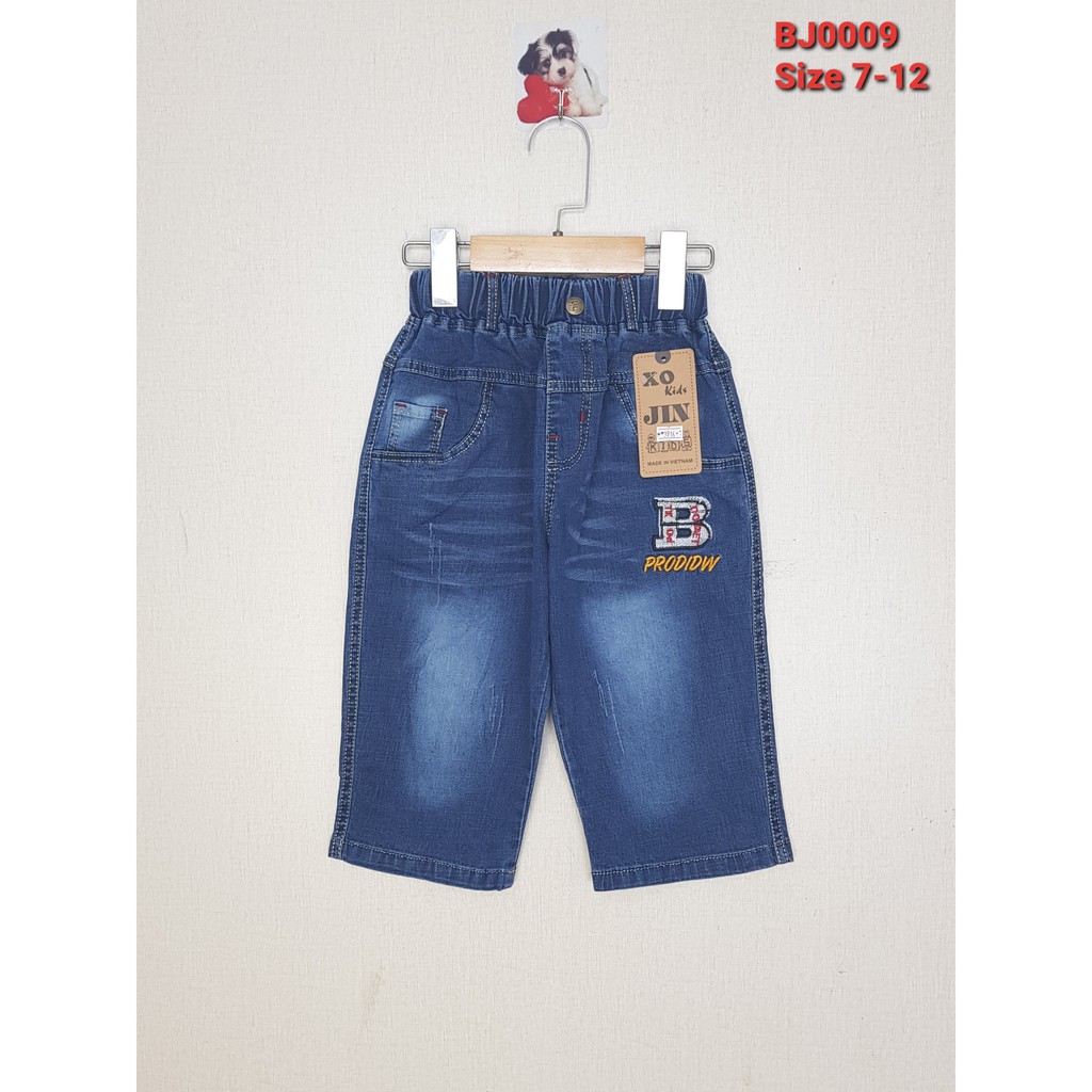 BJ0009- A1 quần Jean nam lửng co giãn thêu chữ B màu xanh đậm, hiệu XOKids, size 7-12