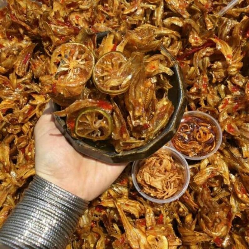 200gr cá mai sốt thái