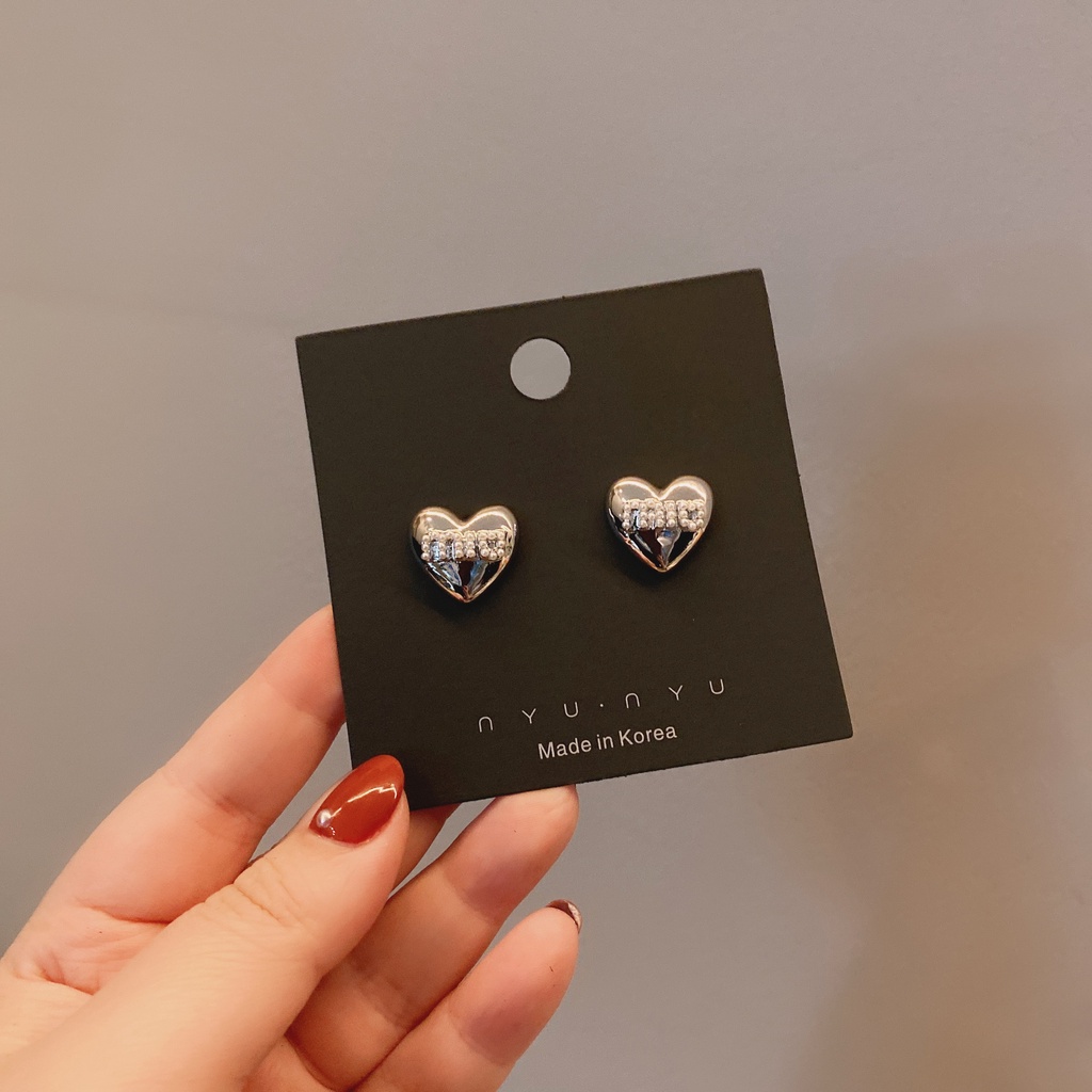 Bông Tai Mạ Bạc Đính Hạt Hình Trái Tim Thời Trang Cao Cấp 2022