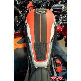 Carbon dán chống trầy bình xăng GTR cho xe có bình xăng nhỏ