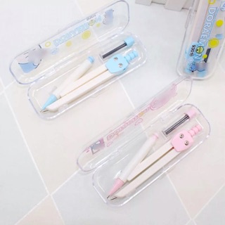 Compa học sinh Doremon compa bút chì kim thiết kế 2 màu xanh, hồng dễ thương 9301 ANKICO