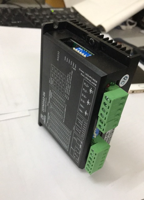 Driver điều khiển động cơ bước 2DM542 hãng JMC kết nối RS232