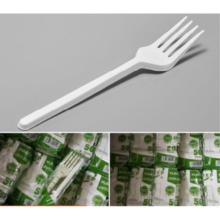 50 dĩa nhựa dùng 1 lần