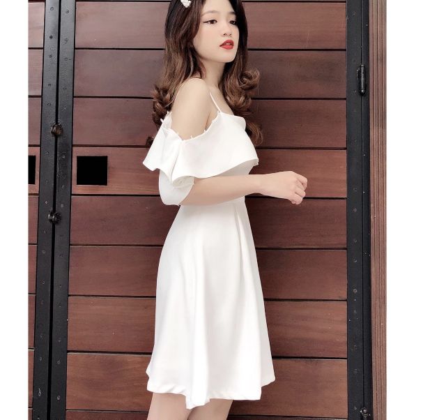 Đầm trễ vai trắng bèo 2 dây đẹp dịu dàng | BigBuy360 - bigbuy360.vn