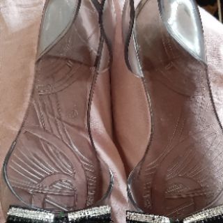 Giày nơ đen viền trắng