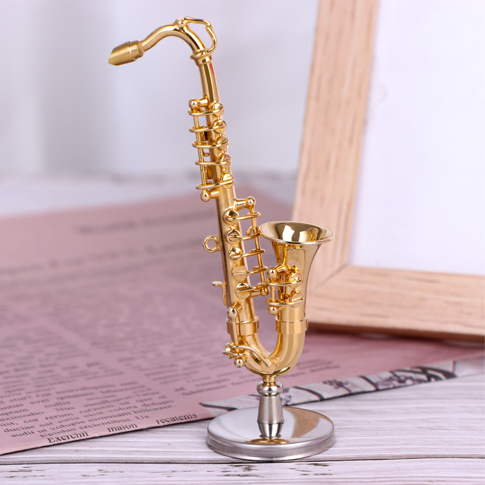 Mô Hình Kèn Saxophone Mini Bằng Đồng Kèm Hộp Đựng