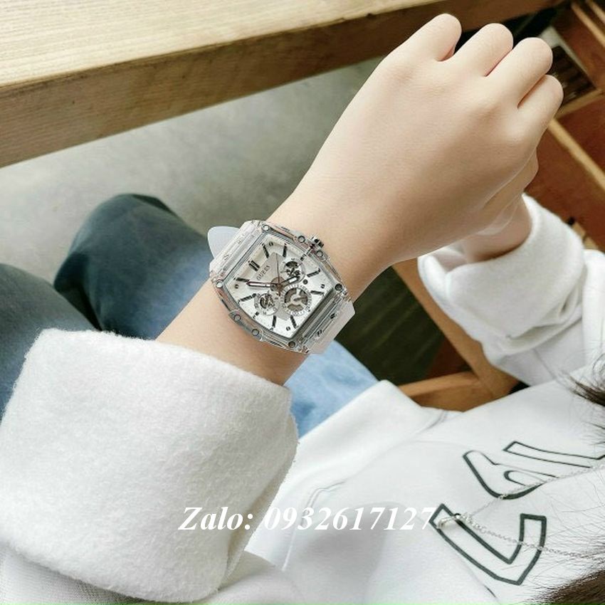 Đồng Hồ Nam Guess GW0203G1 Mặt Hình Quả Trám Dây Silicone 43 x 51mm