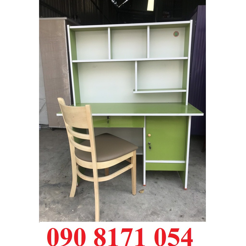 bàn học sinh cho bé trai. bé gái tặng kèm hình dán có ngăn và hộc tiện lợi freeship