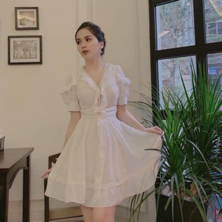 Đầm xô ren tròn nữ tính