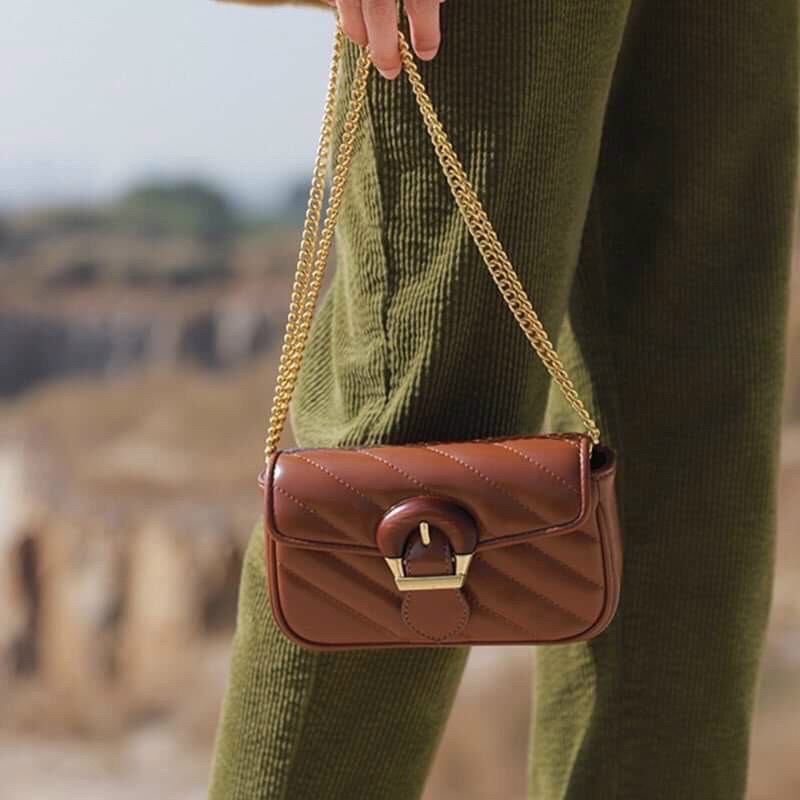 Túi Đeo Chéo Nữ Cao Cấp GC Size 18 Kèm Hộp