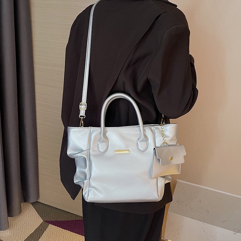 Túi Đeo Vai Sức Chứa Lớn Màu Trơn Thời Trang Cho Nữ