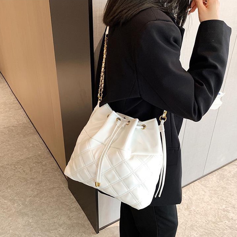 Ielgy Túi Xách bucket Dây Xích Đính Kim Cương Giả Dễ Phối Đồ Cho Nữ