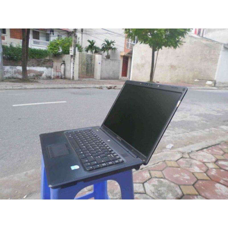 Laptop giá rẻ. Laptop HP Compaq C700