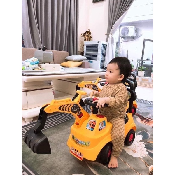 XE CẦN CẨU CÓ NHẠC CHO BÉ